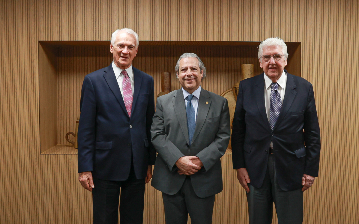 Ivo Dall’Acqua, embaixador Nelson Antonio Tabajara de Oliveira, e Rubens Medrano