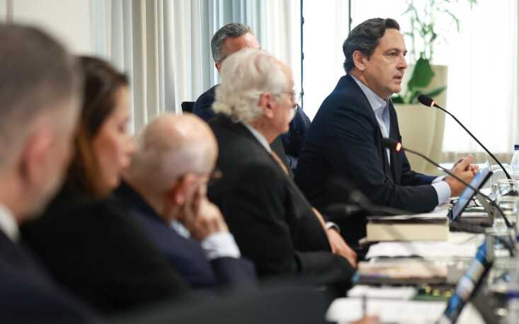 O deputado Luiz Philippe de Orleans e Bragança contribuiu com sua visão de cientista político (Imagem: Edilson Dias)